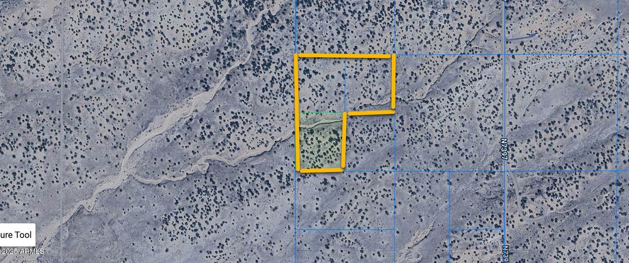 20 acres in Chambers - Photo 1