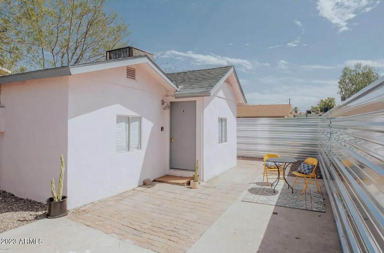 1118 Roosevelt Street - Photo 1