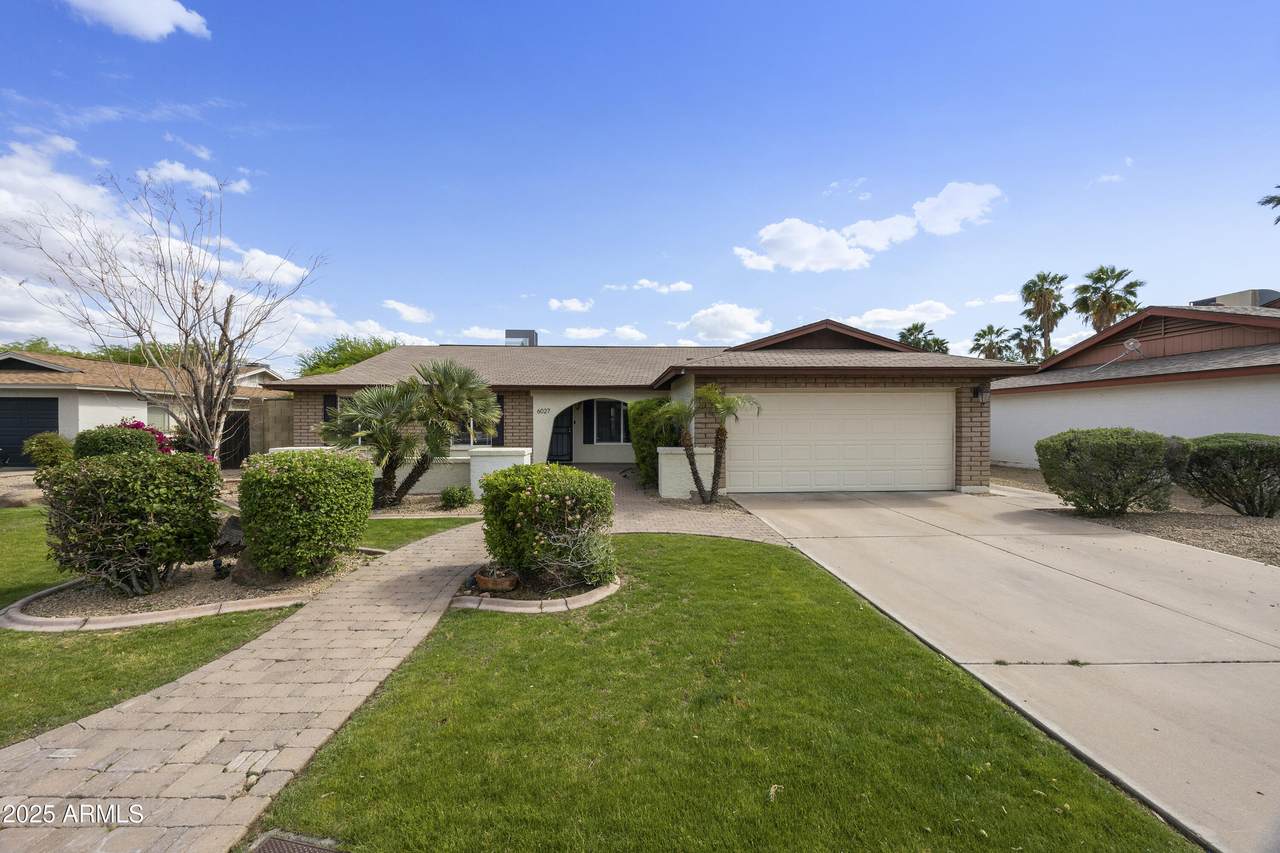 6027 Spring Road - Photo 1
