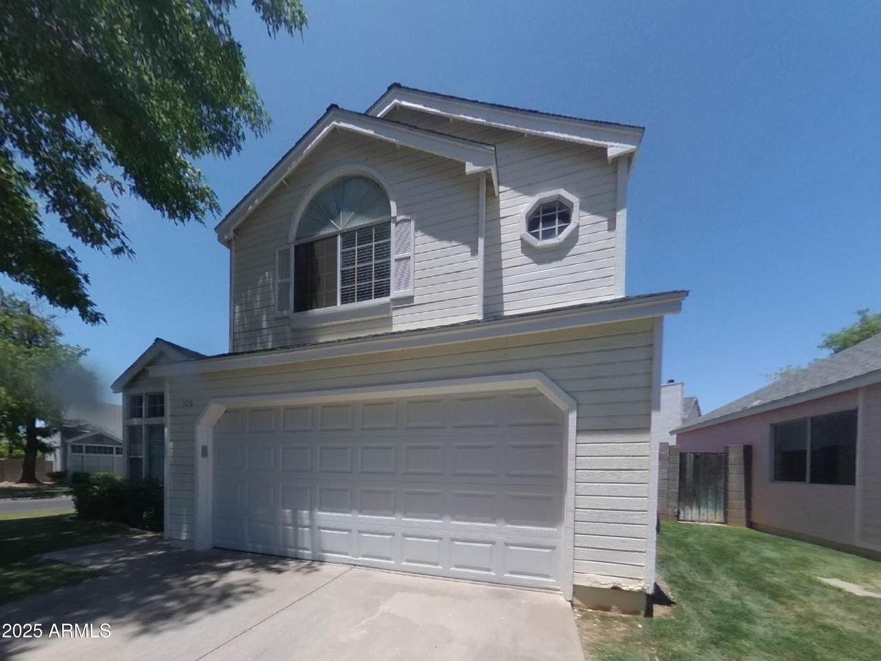 441 Maple - Photo 1