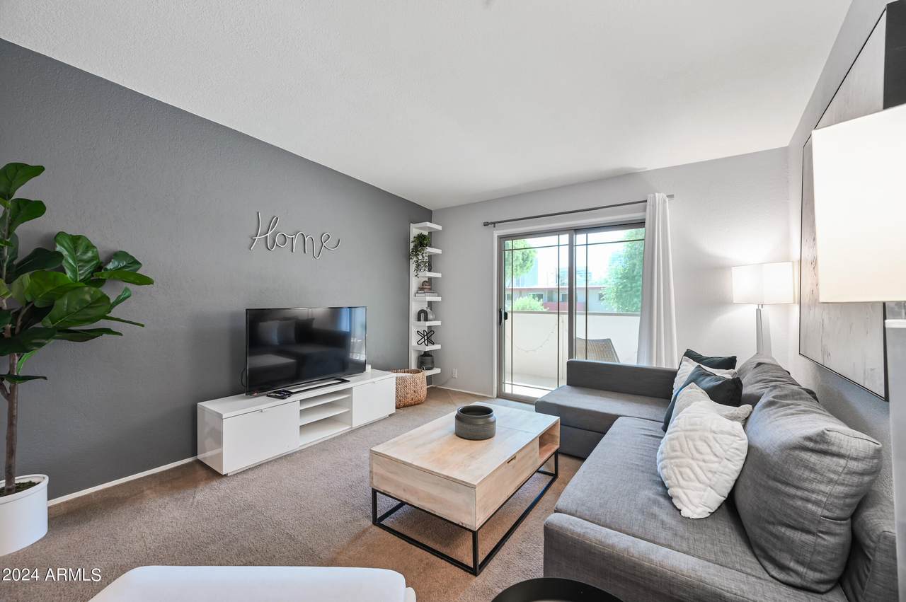 357 Thomas Road - Photo 1