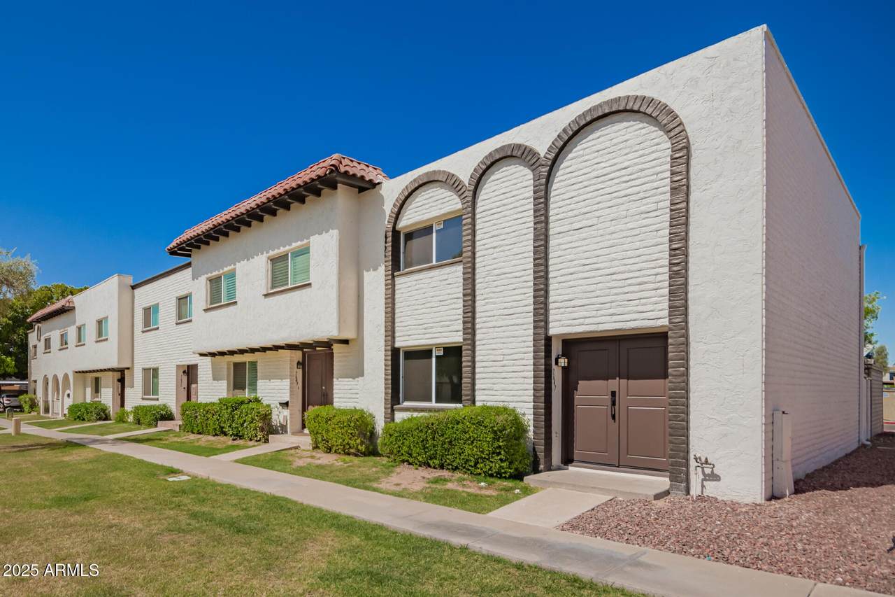 7647 Montecito Avenue - Photo 1