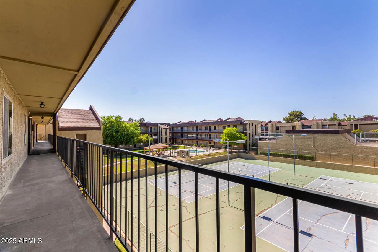 461 Holmes Avenue - Photo 1