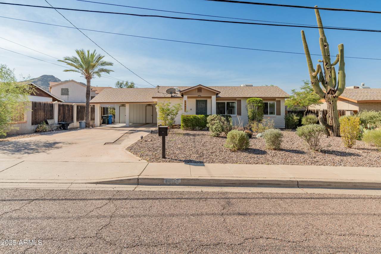 1407 Mountain View Road - Photo 1