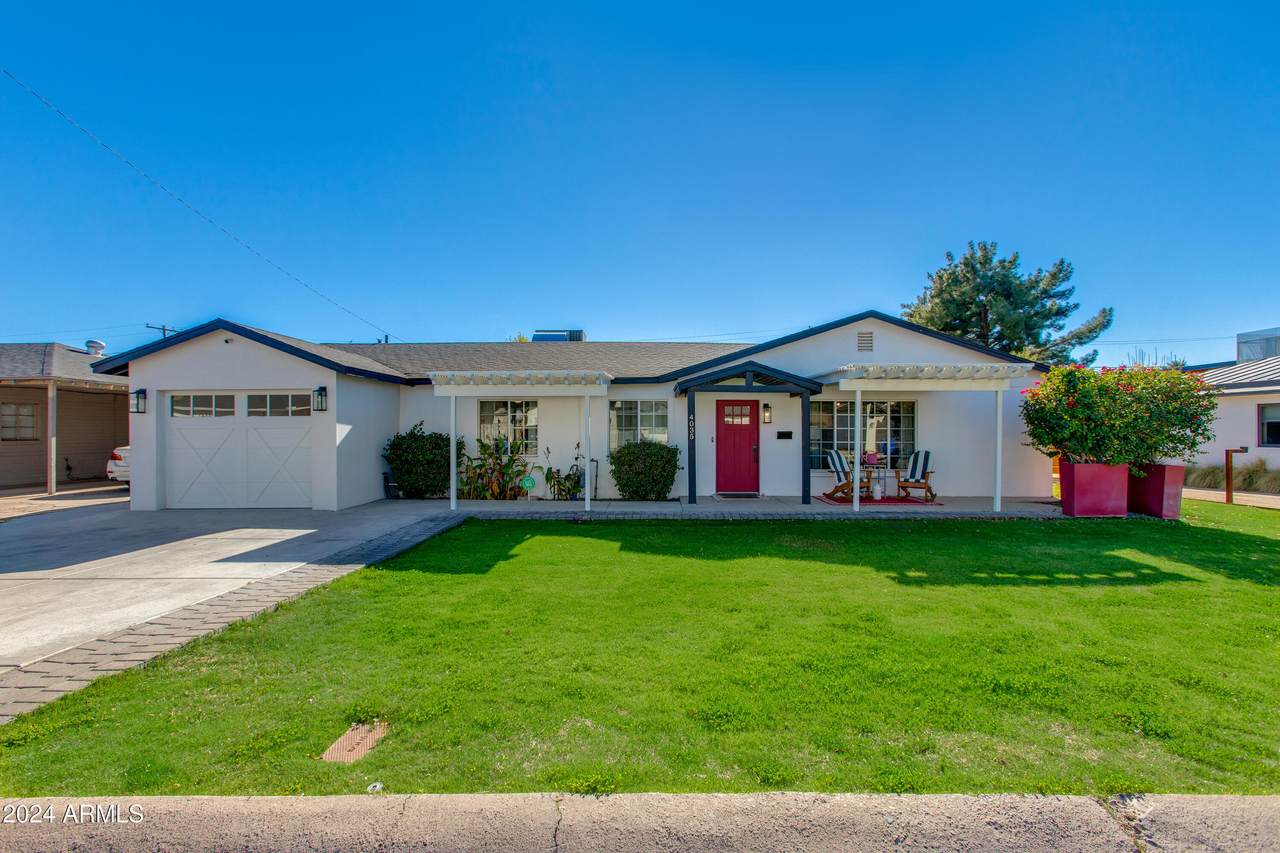 4035 Indianola Avenue - Photo 1