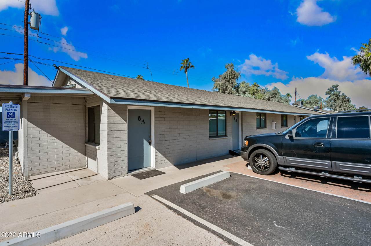 1744 Glendale Avenue - Photo 1