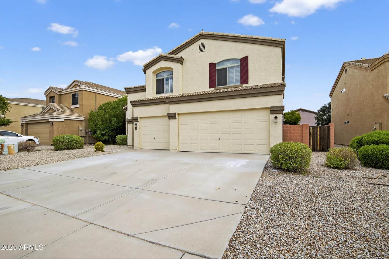 3482 Sunshine Butte Drive - Photo 1
