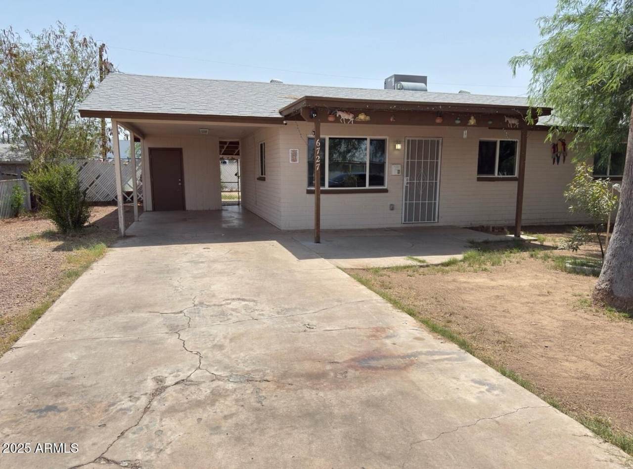 6727 53RD Avenue - Photo 1