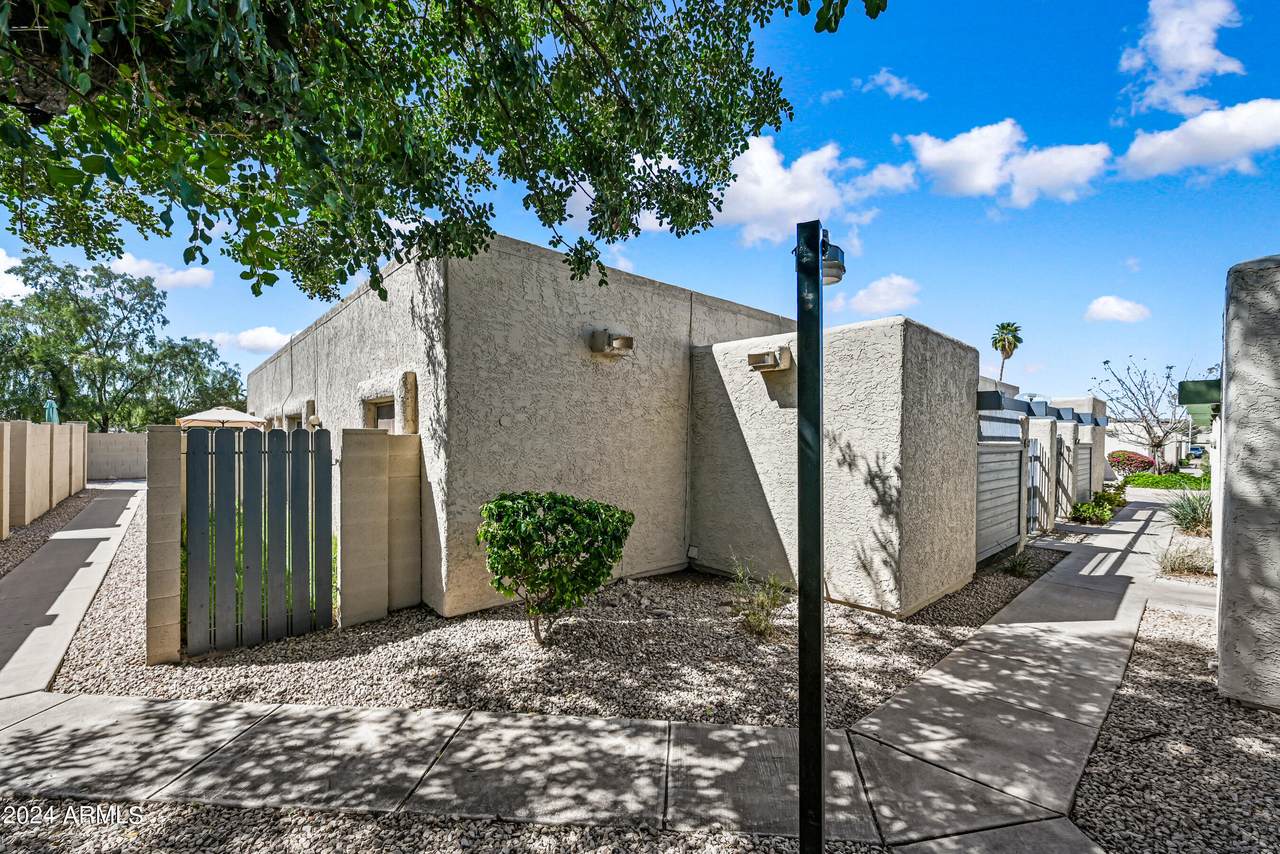 612 Allred Drive - Photo 1