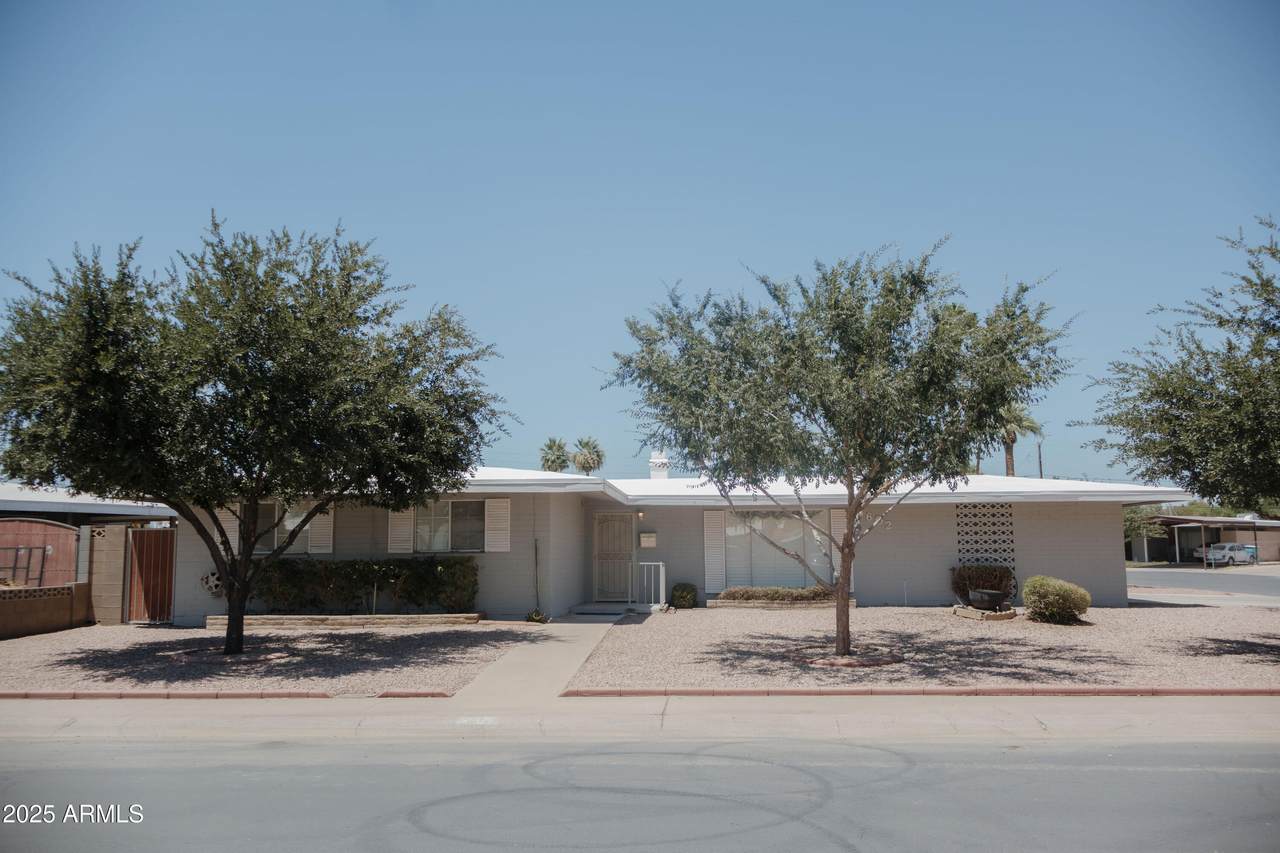 5602 Heatherbrae Drive - Photo 1