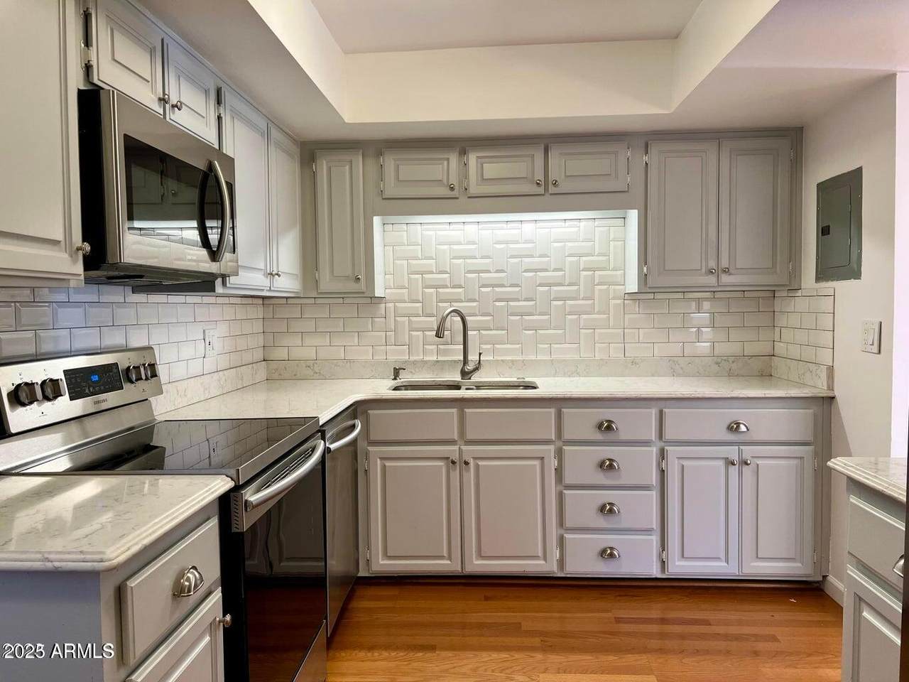 5122 31ST Way - Photo 1