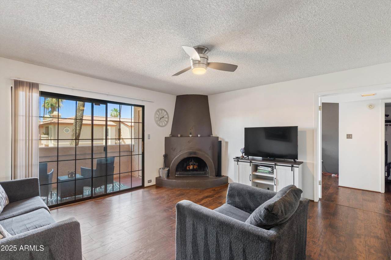 10410 Cave Creek Road - Photo 1