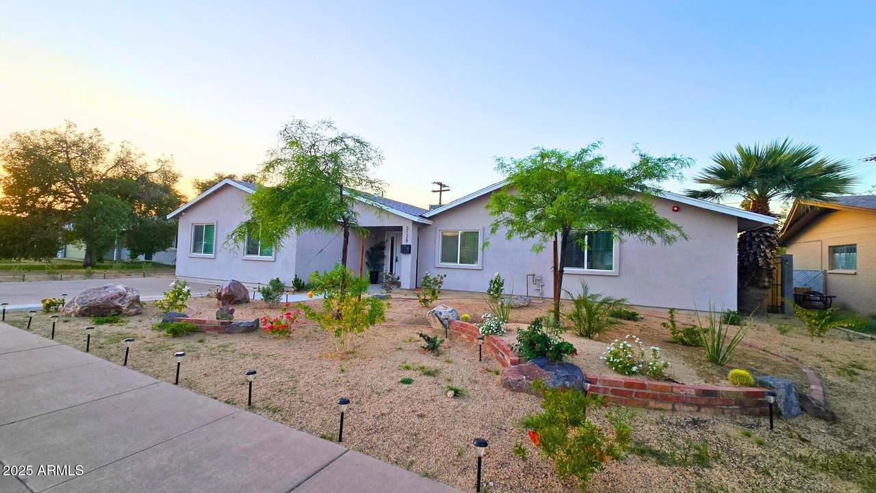 3128 Desert Cove Avenue - Photo 1