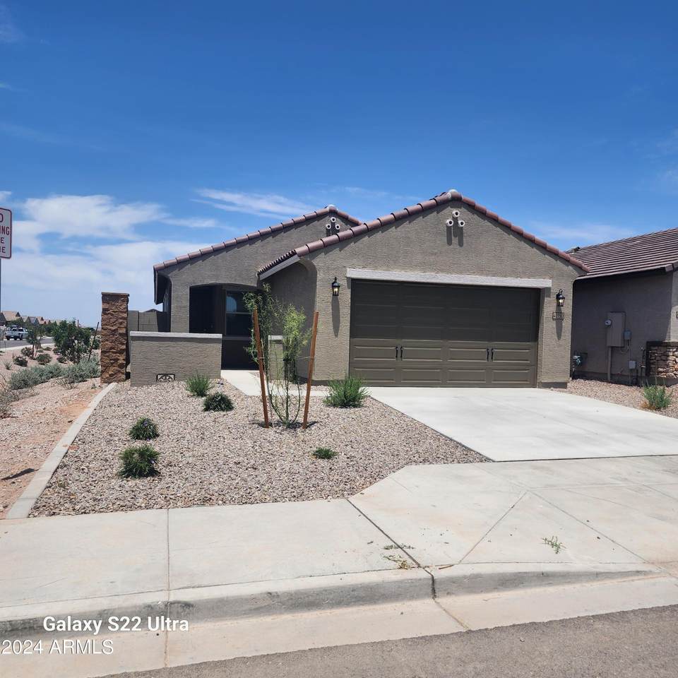 40150 Wade Drive - Photo 1