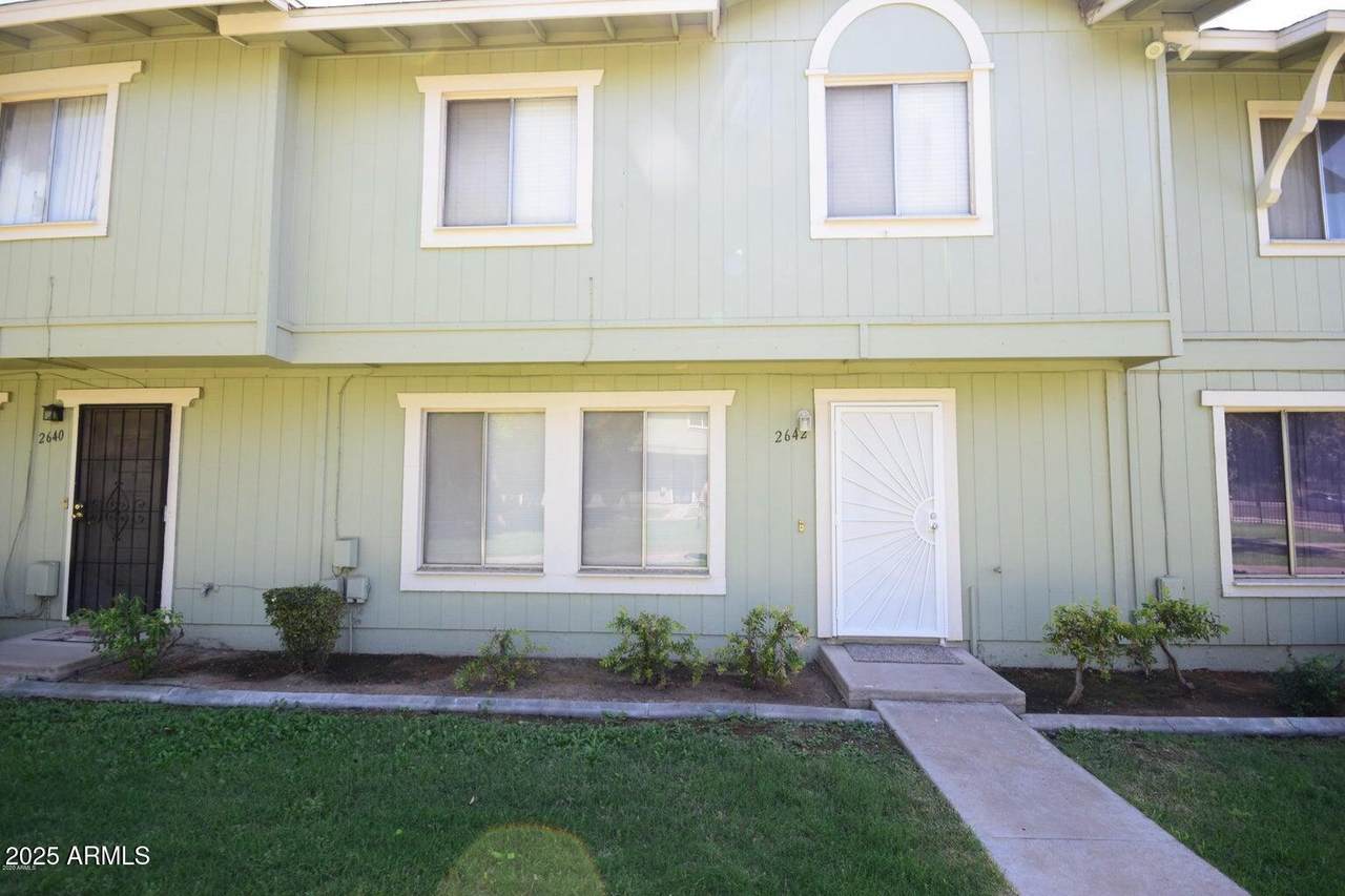 2642 Highland Avenue - Photo 1