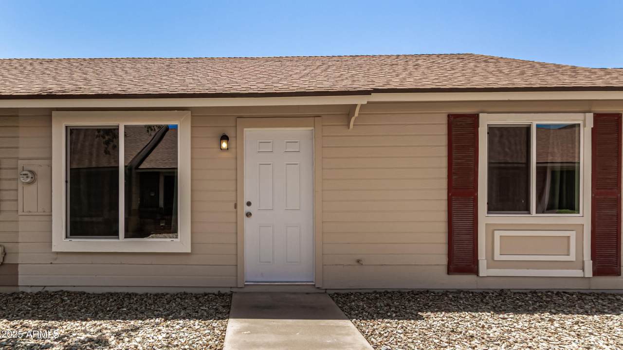8908 Loma Lane - Photo 1