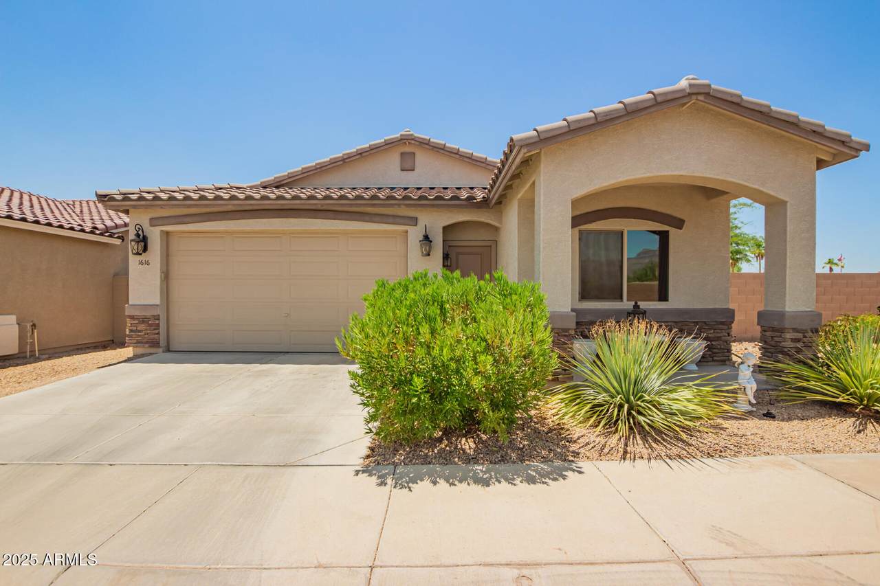 1616 Aryelle Road - Photo 1