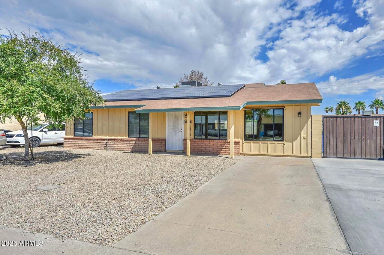 2732 Villa Rita Drive - Photo 1