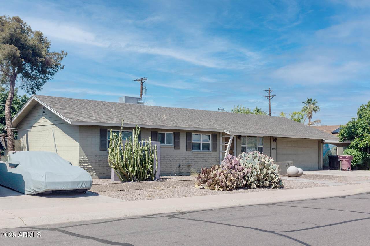 6744 Vernon Avenue - Photo 1