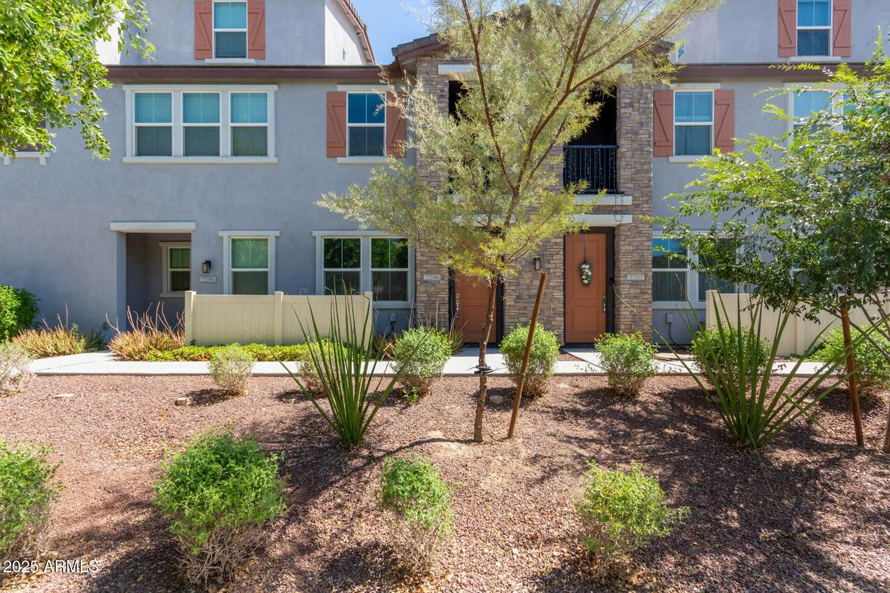 2286 Hidalgo Avenue - Photo 1