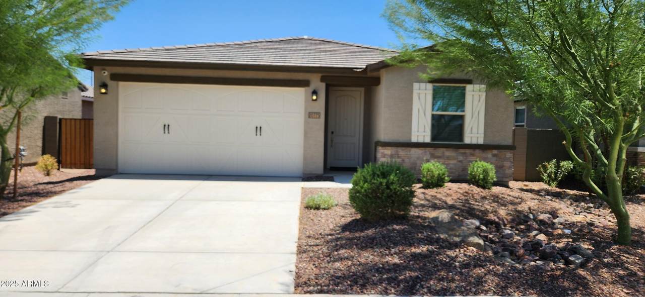 20775 Roadrunner Lane - Photo 1