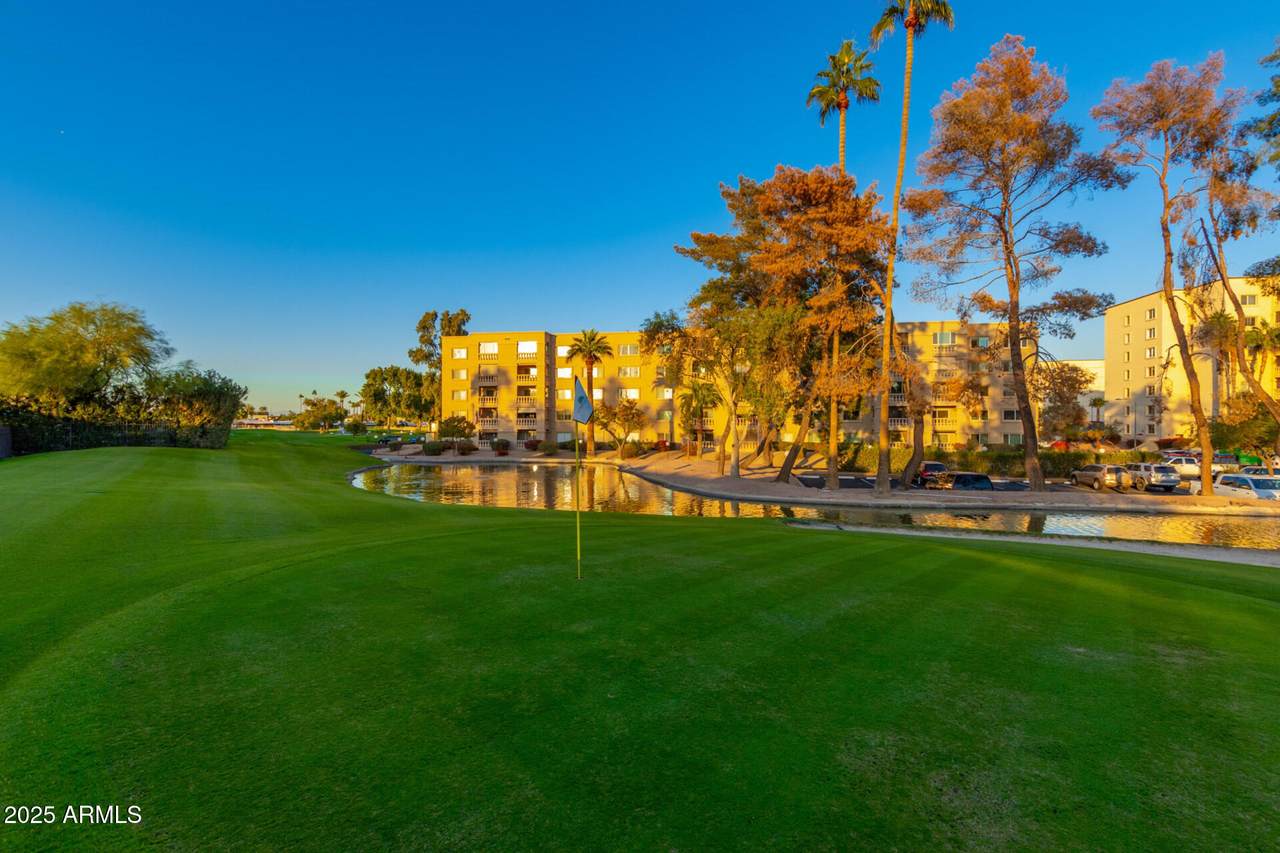 7930 Camelback Road - Photo 1