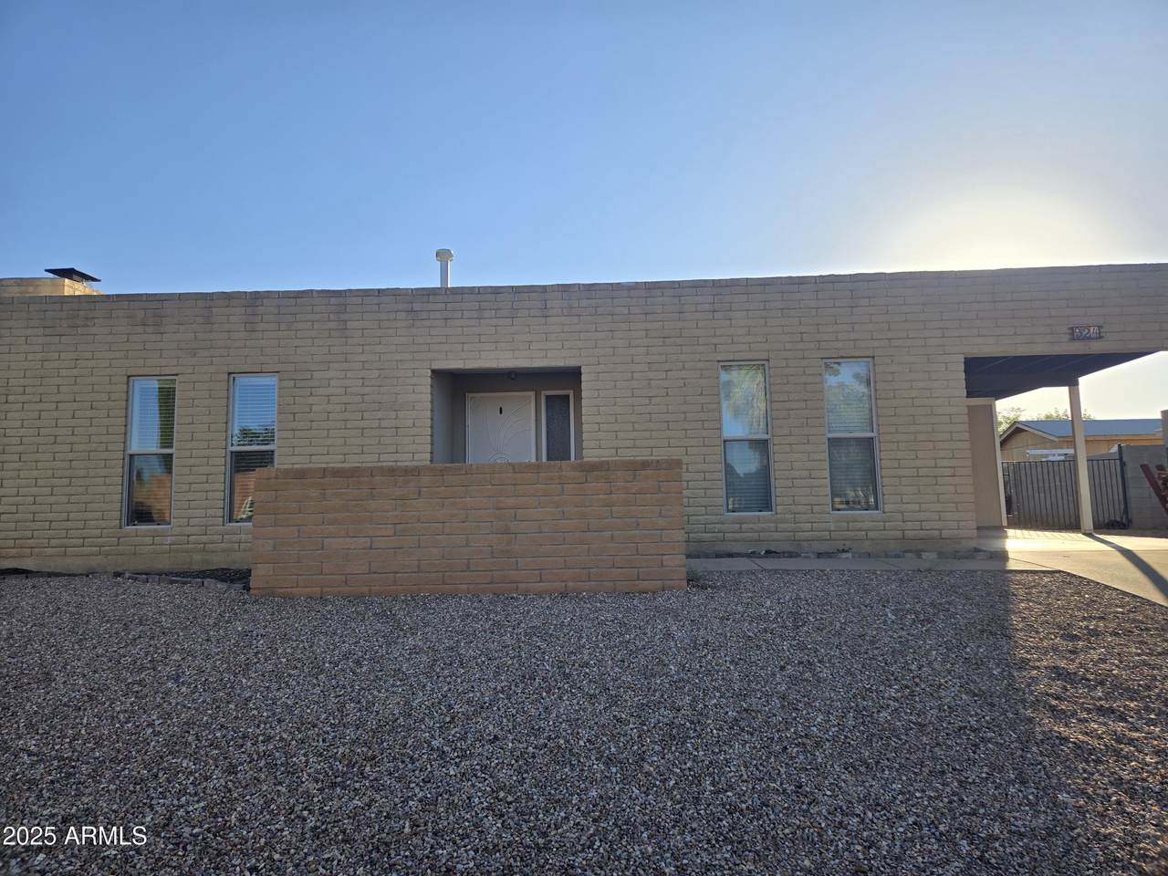 924 Calle Jinette - Photo 1
