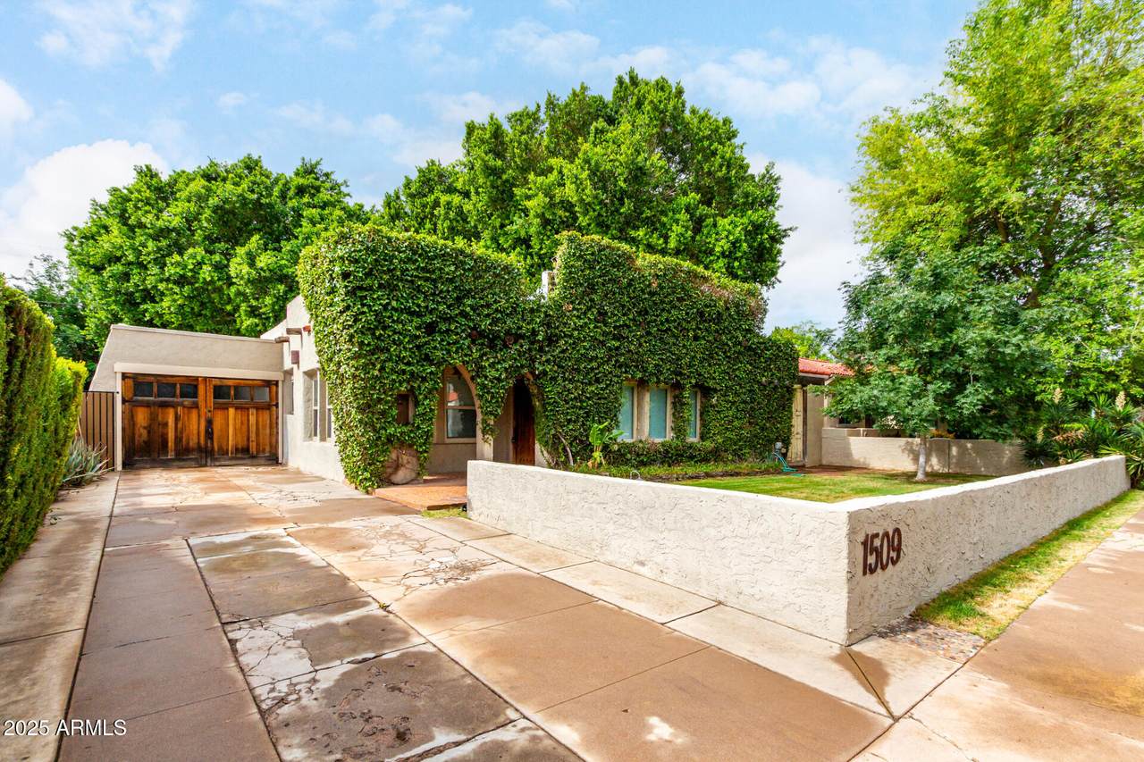 1509 Cheery Lynn Road - Photo 1