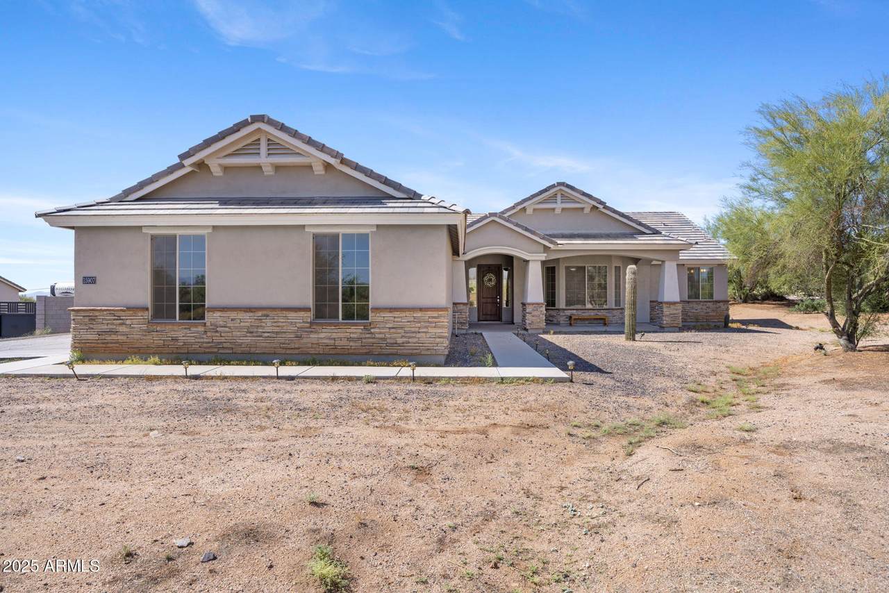 15907 Desert Vista Trail - Photo 1