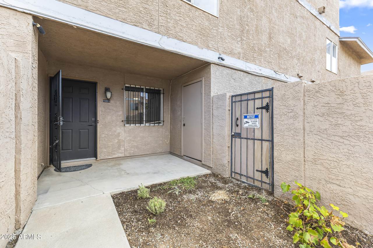 6902 Devonshire Avenue - Photo 1