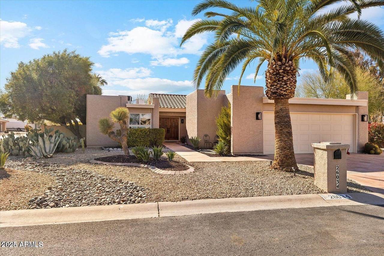 26034 Glenburn Drive - Photo 1