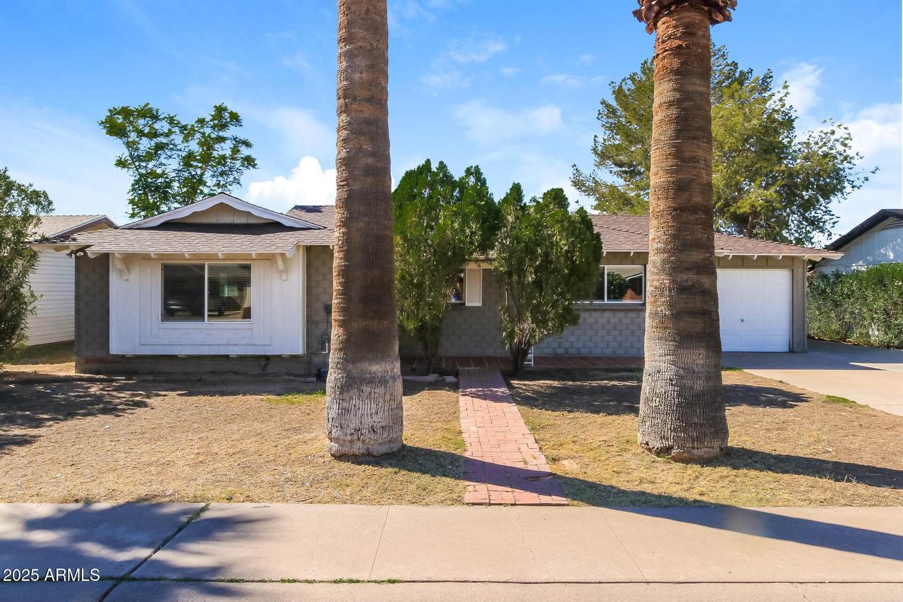 8227 Heatherbrae Drive - Photo 1
