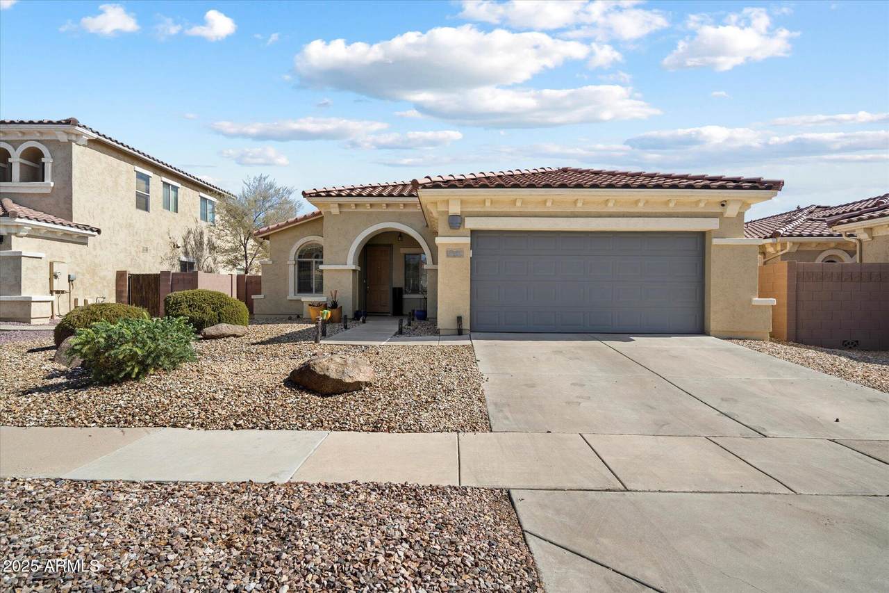 949 Indian Wells Place - Photo 1