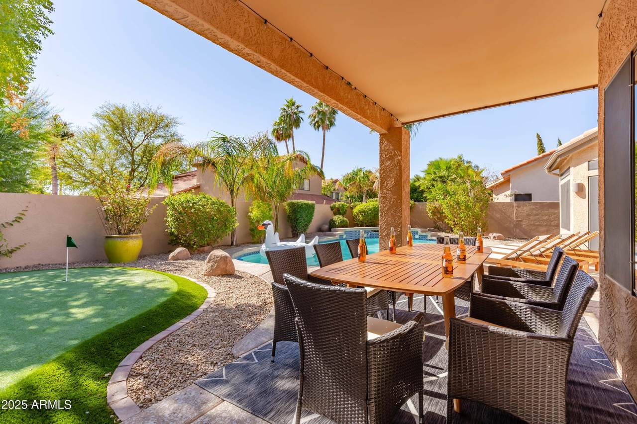 5821 Aire Libre Avenue - Photo 1