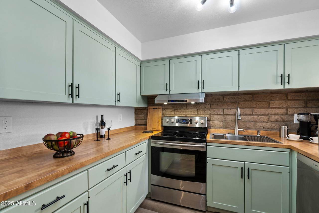27250 64TH Street - Photo 1