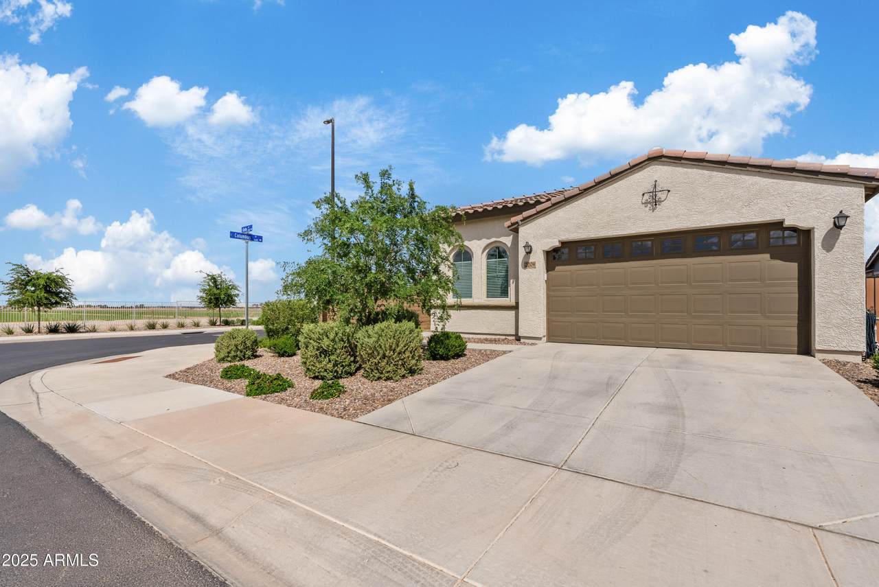 2204 Kelly Drive - Photo 1