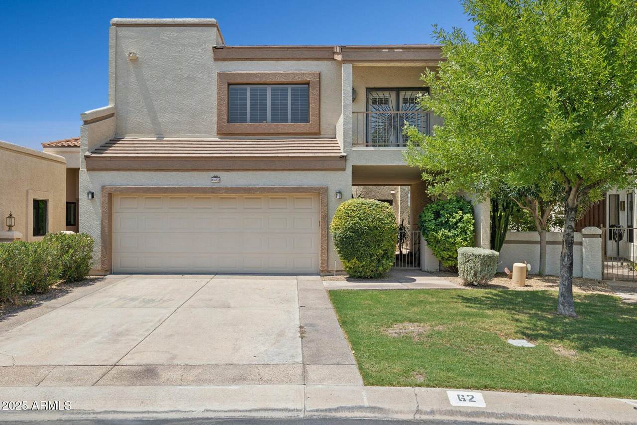 8100 Camelback Road - Photo 1