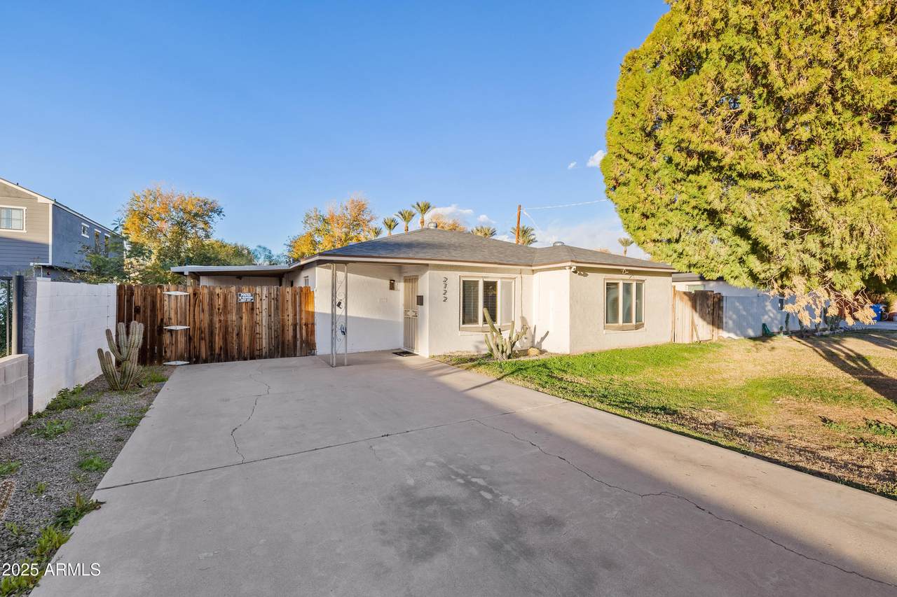 2722 Virginia Avenue - Photo 1