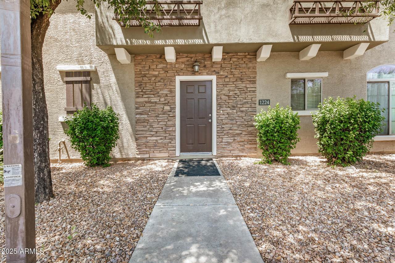 2401 Rio Salado Parkway - Photo 1