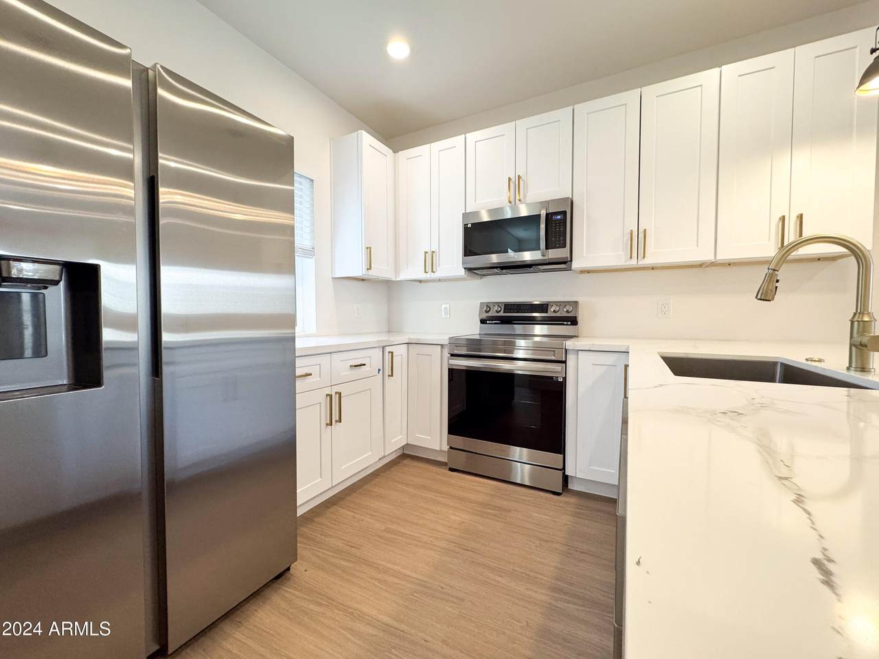 165 Sugarloaf Street - Photo 1