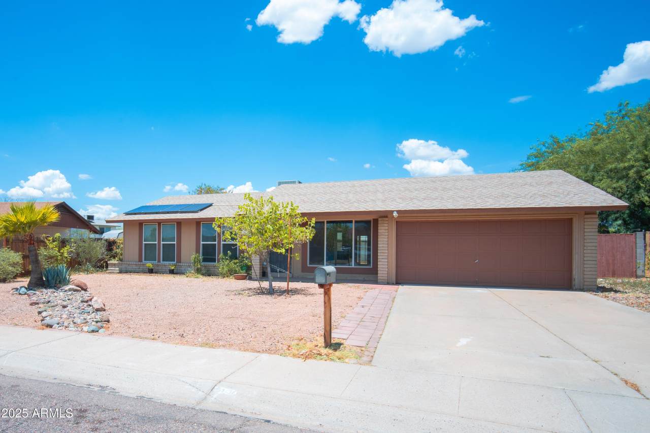 1480 Montoya Lane - Photo 1