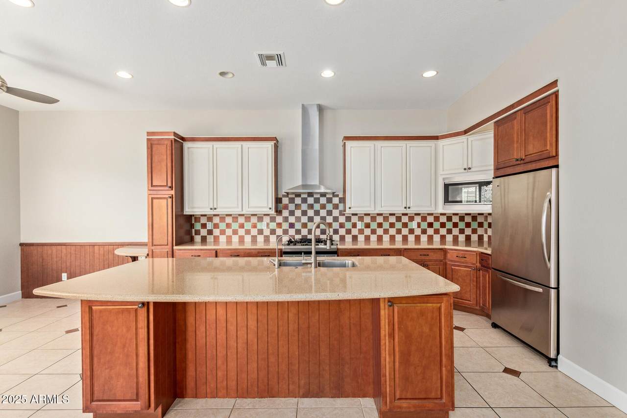 9366 Celtic Drive - Photo 1