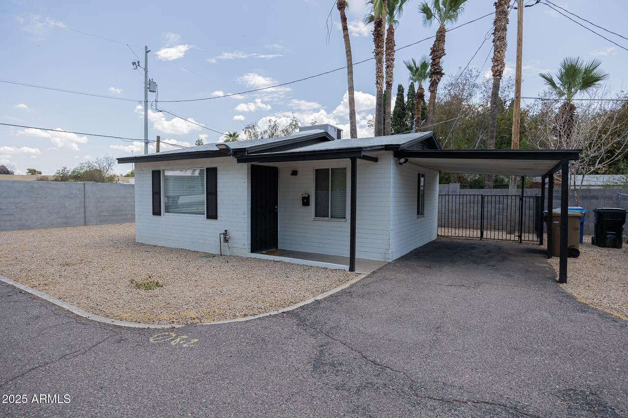 4208 17TH Street - Photo 1