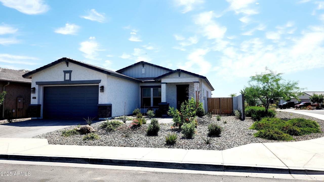 5603 194TH Avenue - Photo 1