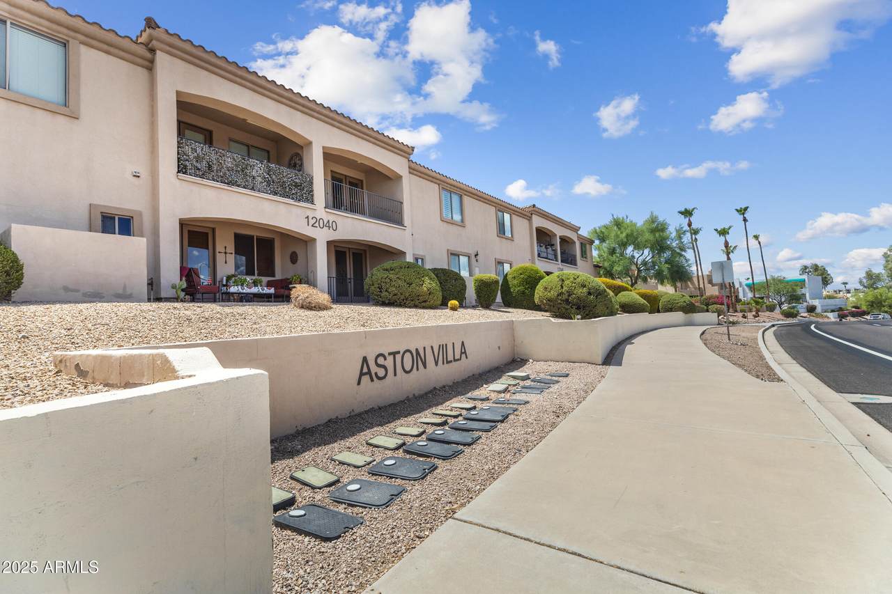 12040 Saguaro Boulevard - Photo 1