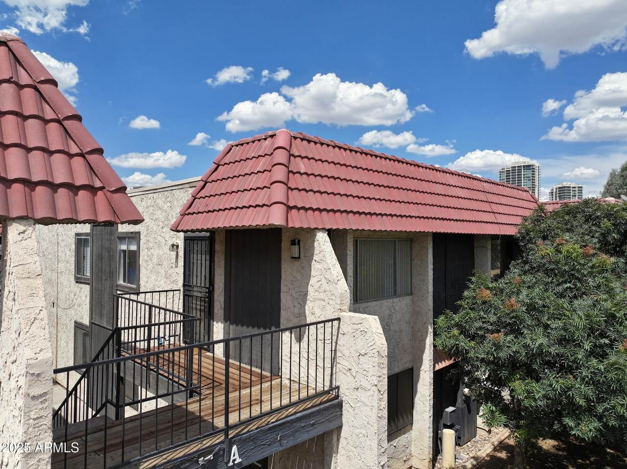 700 University Drive - Photo 1