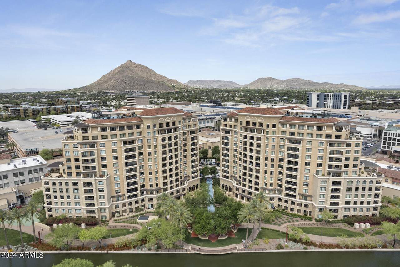 7175 Camelback Road - Photo 1