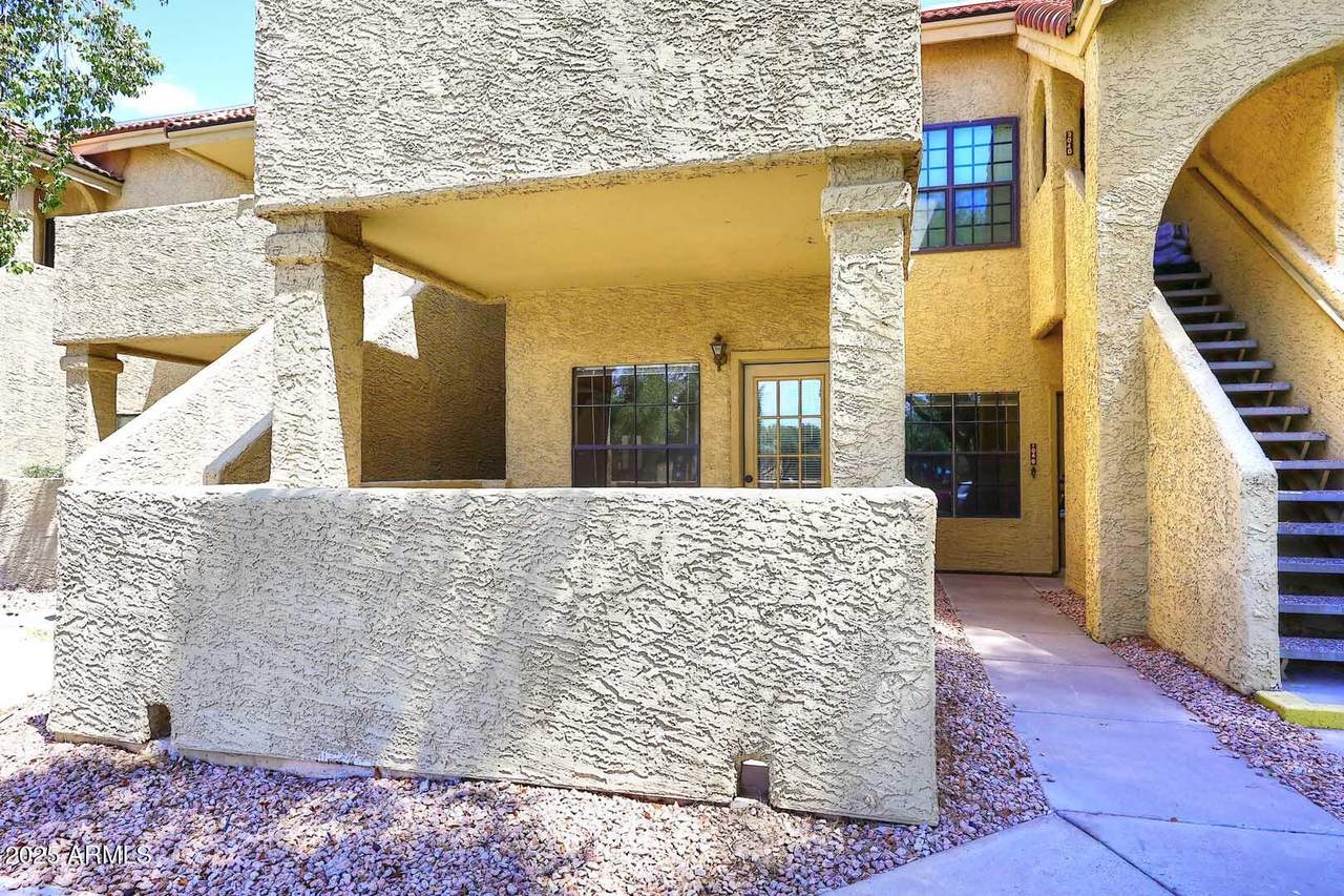 1126 Elliot Road - Photo 1