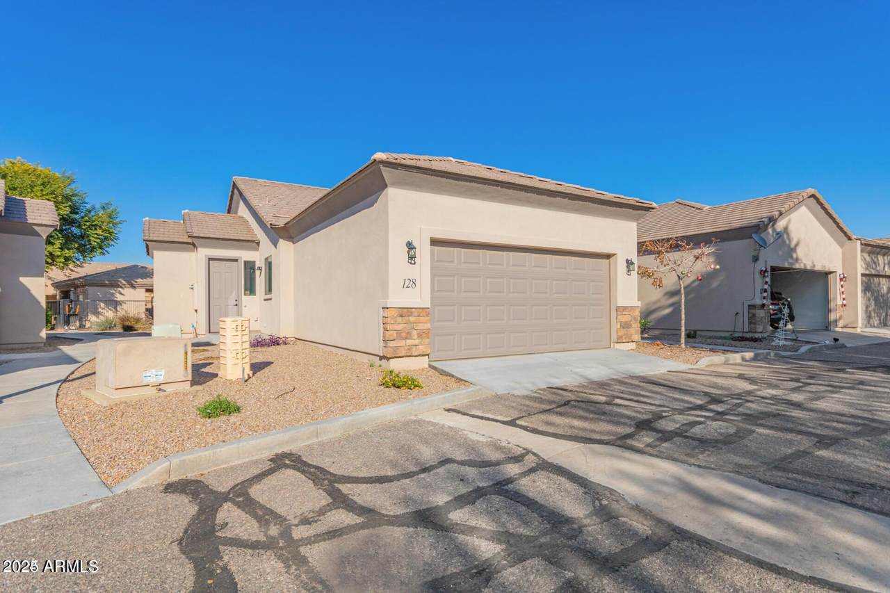 846 Pueblo Drive - Photo 1