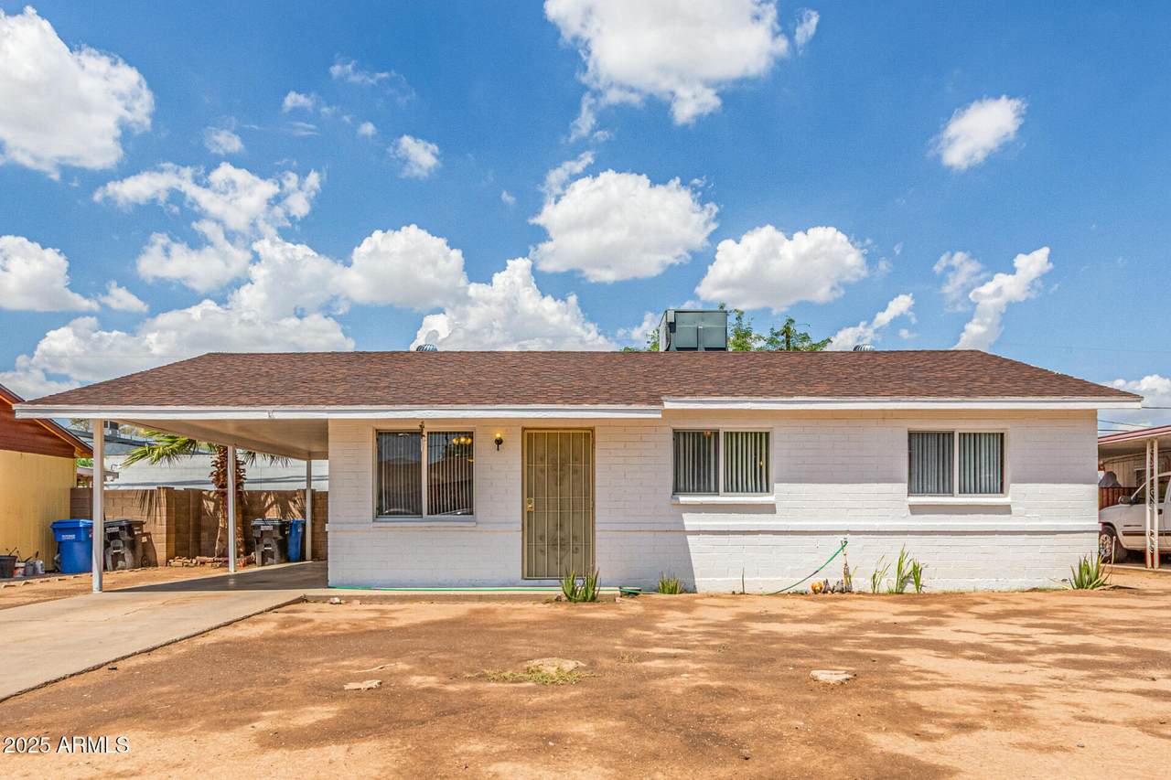 10258 18th Avenue - Photo 1